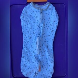 Blue Star Baby SwaddleMe Zip Up Swaddle Size L
